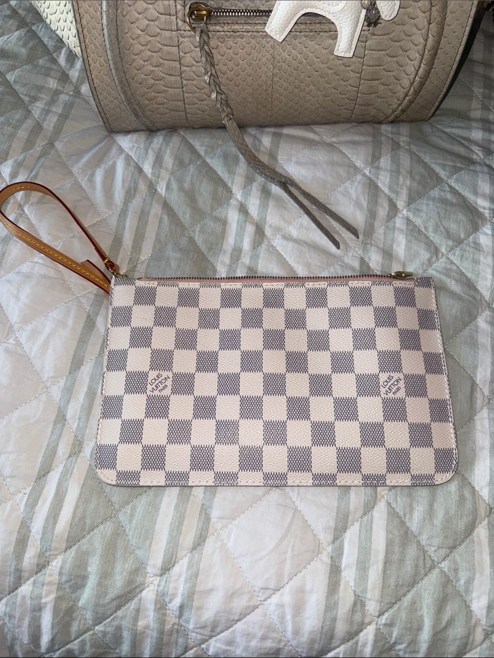 Classic checkered wristlet